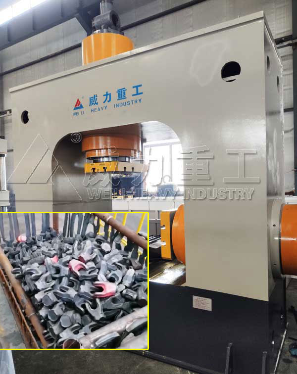 400噸多向鍛造液壓機-汽車萬向節叉熱擠壓液壓機